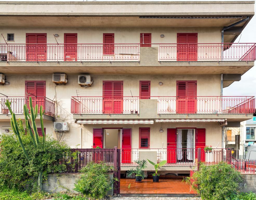Casa Susanna Fondachello  Exteriör bild